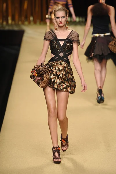 Look 41